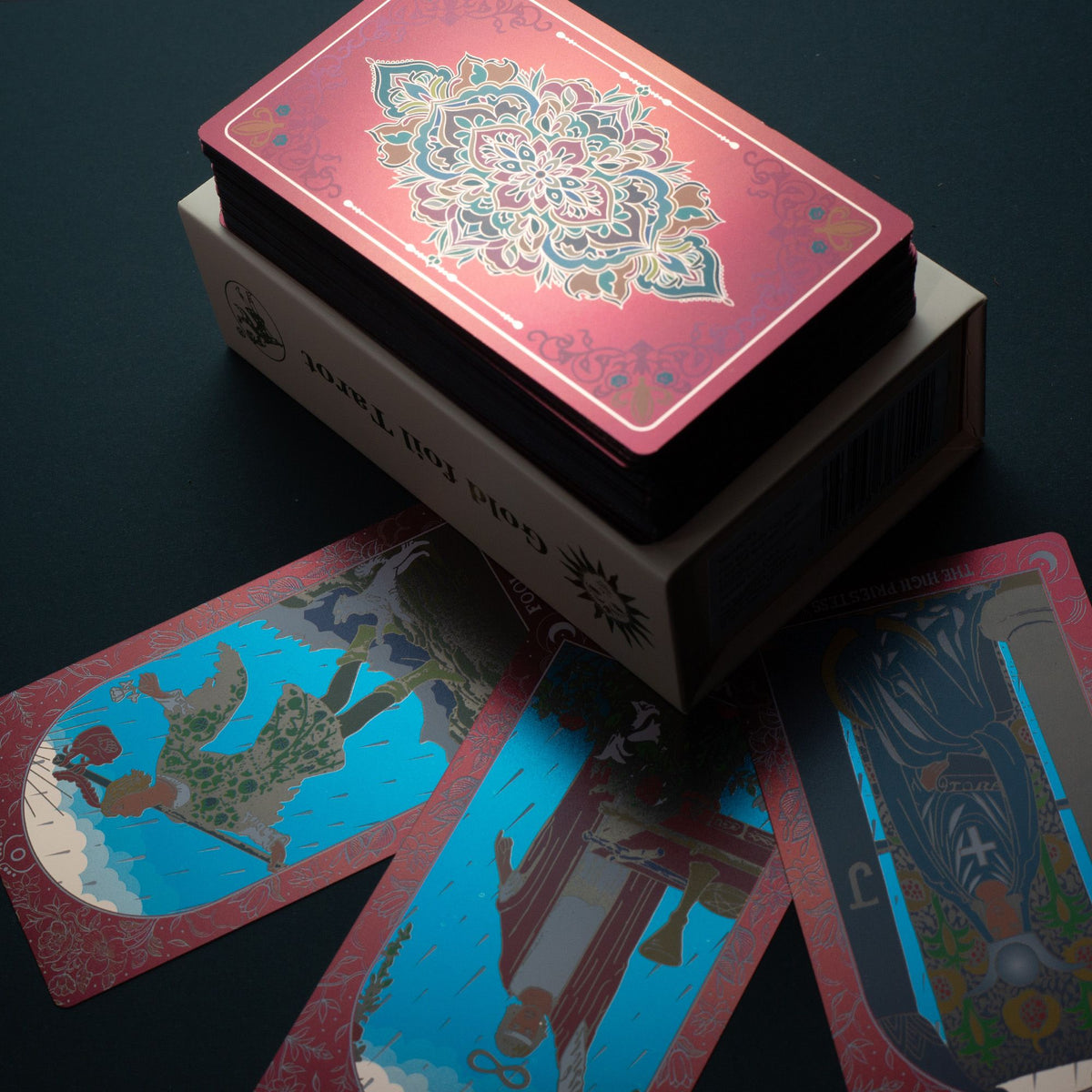 Tarot Deck – Ruby Foil · Pink Gift Box – close-up