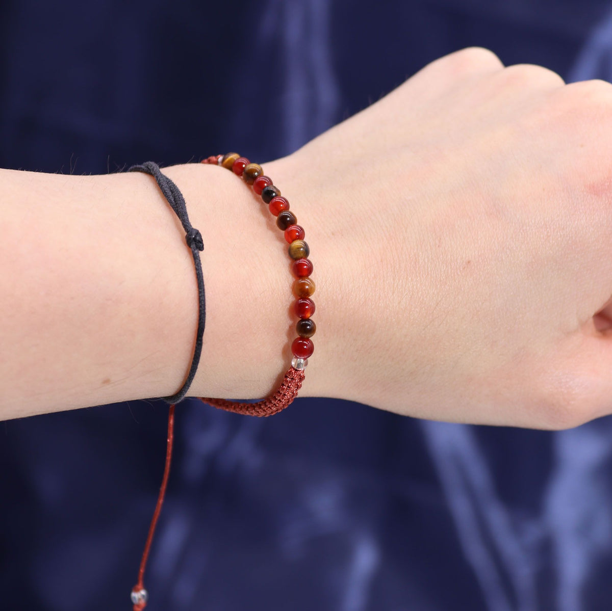 Written in the Stars – Leo · Zodiac Candle & Gemstone Bracelet – close-up